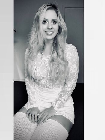 100rainbowdresses