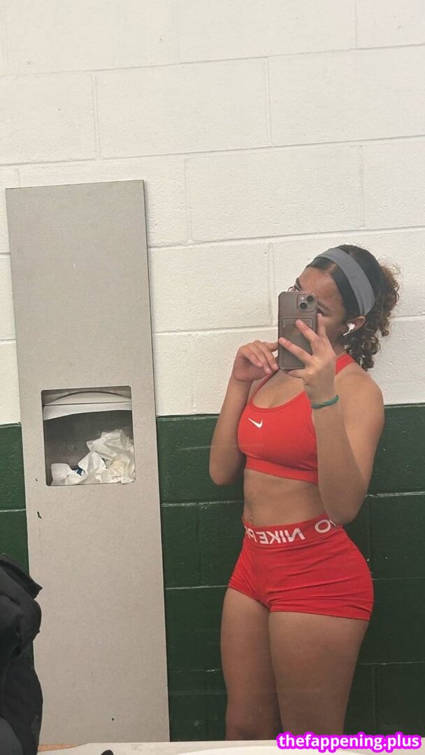401.jenni Naken OnlyFans Foto #4