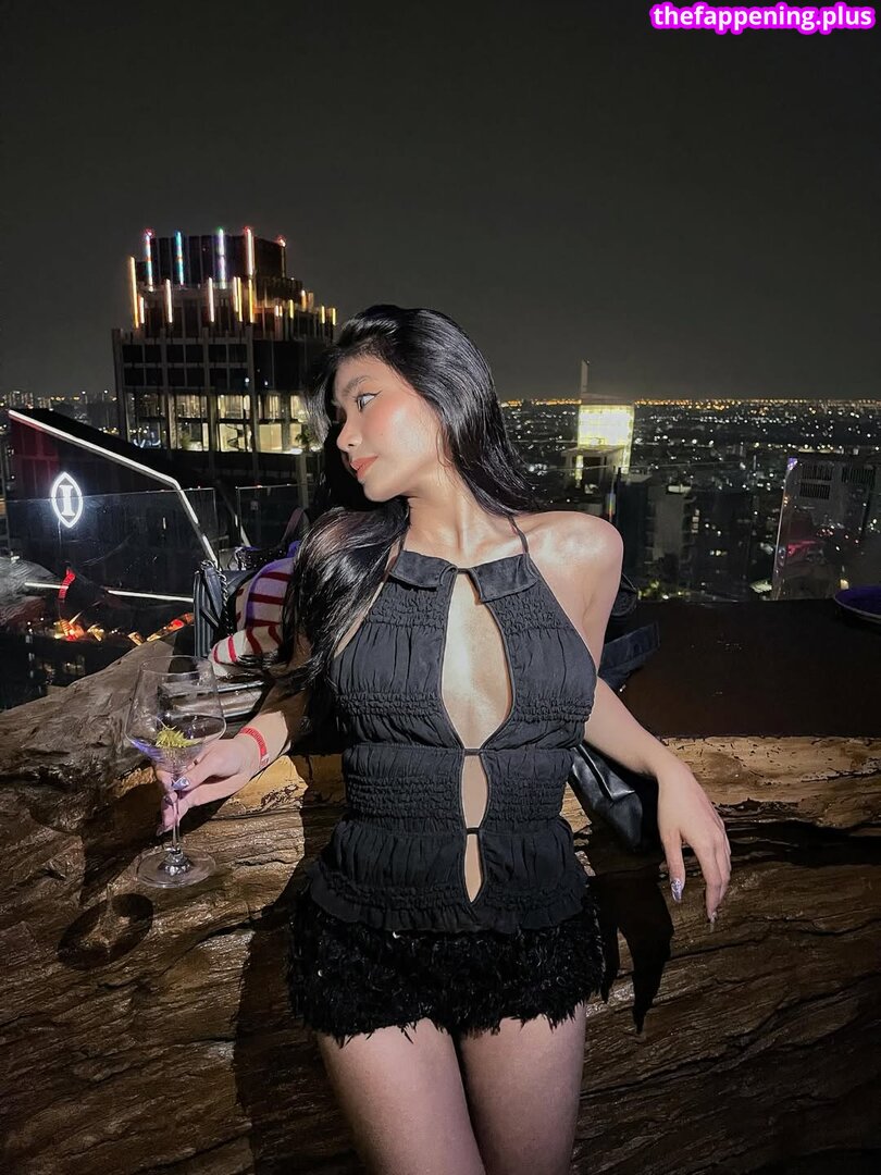 Saipetch B. / aaomhelloo Nahá OnlyFans fotografie #83