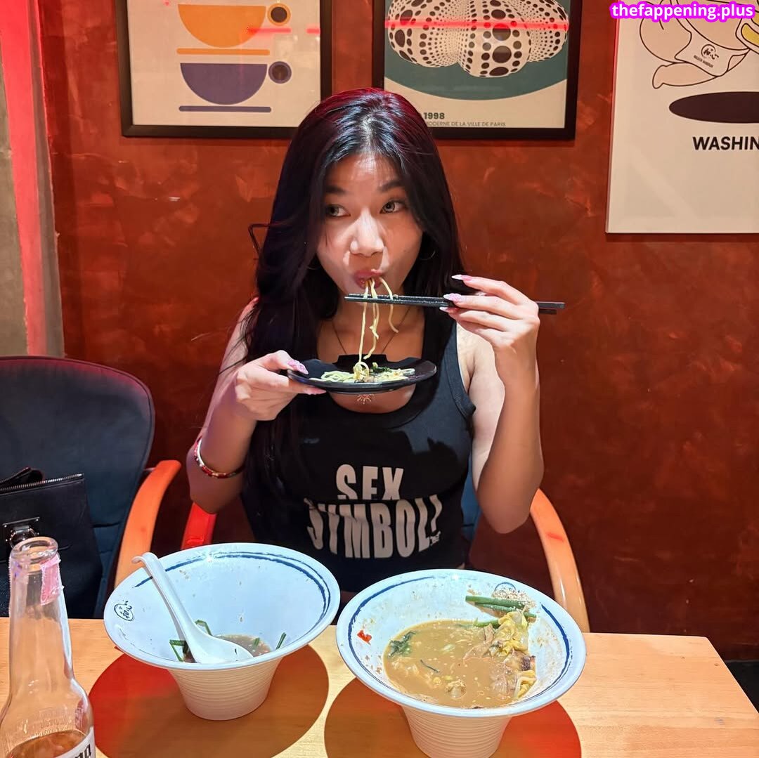 Saipetch B. / aaomhelloo Φωτογραφία Γυμνών OnlyFans #183
