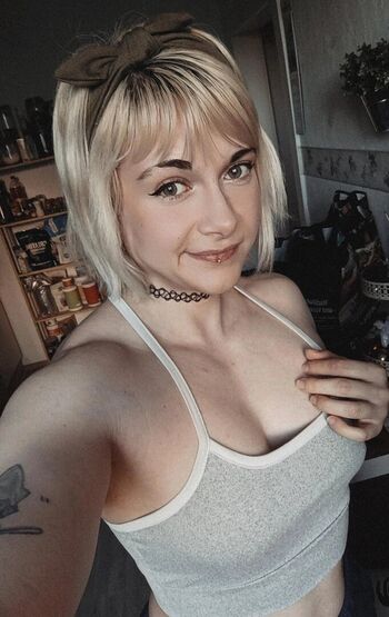 Private Leaked Akikoyuzuki exclusive onlyfans photos 2026
