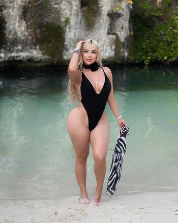 Private Leaked Alemia rojas exclusive onlyfans photos 2026
