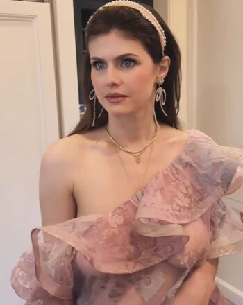 Alexandra Daddario