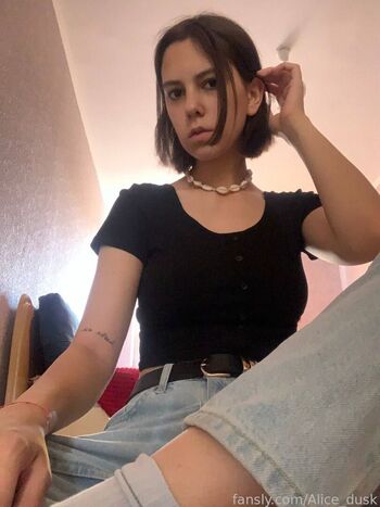 Alice_dusk_