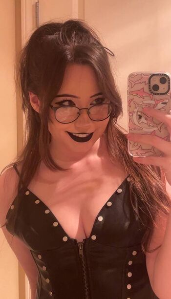 Private Leaked Aliciajade page exclusive onlyfans photos 2026