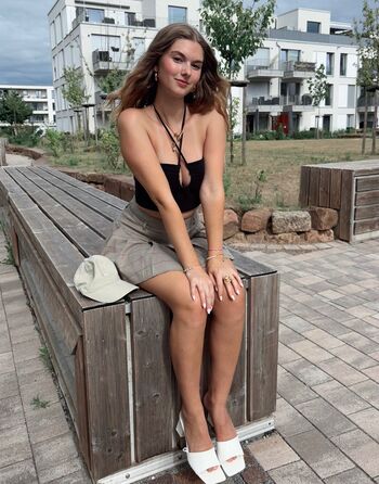 Private Leaked Alizee talk page exclusive onlyfans photos 2026