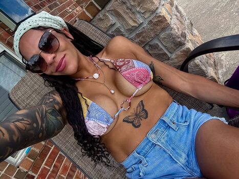 Private Leaked Amber reacts exclusive onlyfans photos 2026