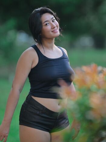 Private Leaked Amelie qin exclusive onlyfans photos 2026