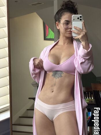 Ana Caroline