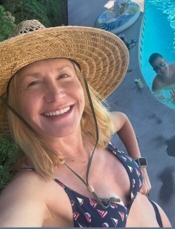 Angela Kinsey