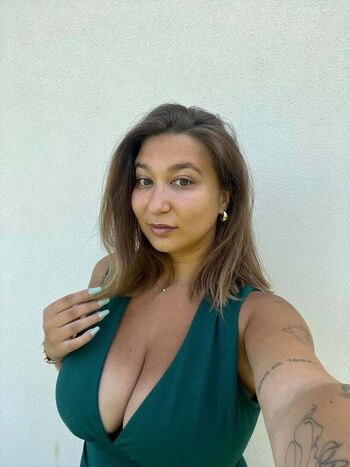 Private Leaked Apoline perret exclusive onlyfans photos 2026