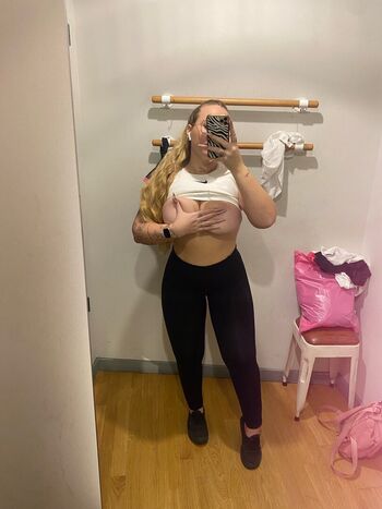 Private Leaked Arinicookies exclusive onlyfans photos 2026