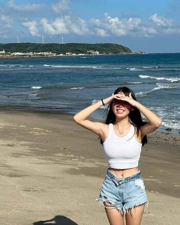 Private Leaked Ashleyhung exclusive onlyfans photos 2026