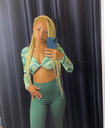 Private Leaked Beingkiya exclusive onlyfans photos 2026