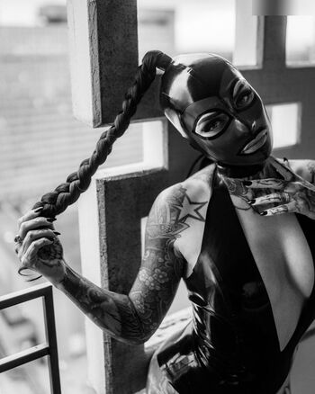 Bella Isadora