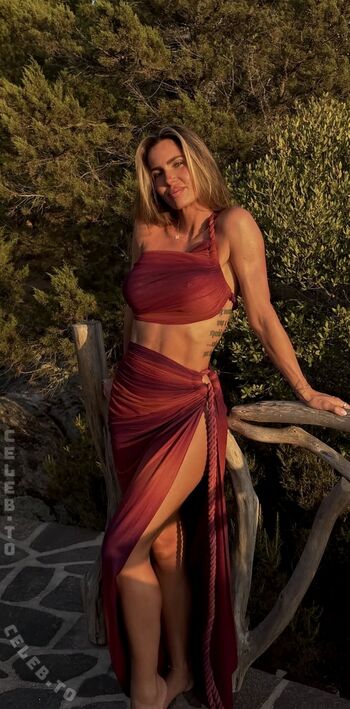 Private Leaked Bella kraus exclusive onlyfans photos 2026