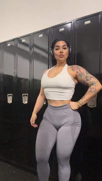 Private Leaked Bellabarbellz page exclusive onlyfans photos 2026