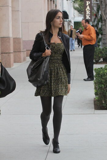 Camilla Belle