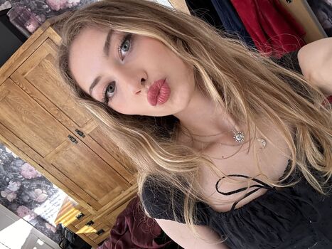 Private Leaked Capybaraclutchs exclusive onlyfans photos 2026