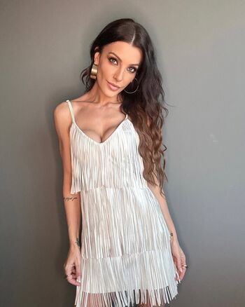 Ceci Ribeiro