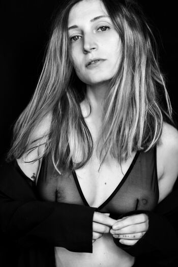 Private Leaked Celine in frame exclusive onlyfans photos 2026