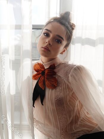 Private Leaked Charlotte lawrence exclusive onlyfans photos 2026