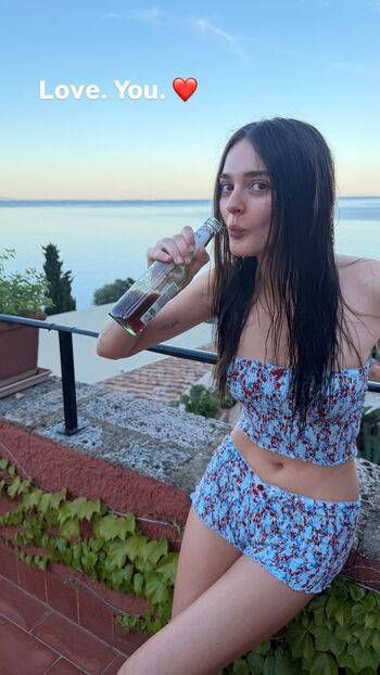 Private Leaked Charlotte lawrence exclusive onlyfans photos 2026