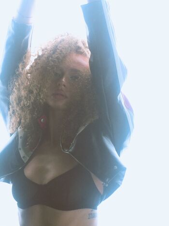 Private Leaked Curly zzoe exclusive onlyfans photos 2026
