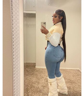 Private Leaked Dabombbest mari exclusive onlyfans photos 2026