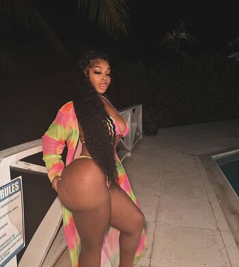 Private Leaked Dabombbest mari exclusive onlyfans photos 2026