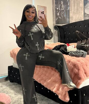 Private Leaked Dabombbest mari exclusive onlyfans photos 2026