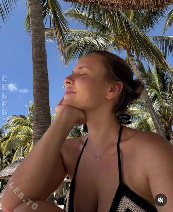 Private Leaked Dagi bee  page exclusive onlyfans photos 2026