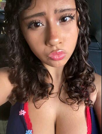 Dayana_vtaa00