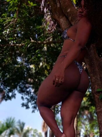 Dayanne Oliveira