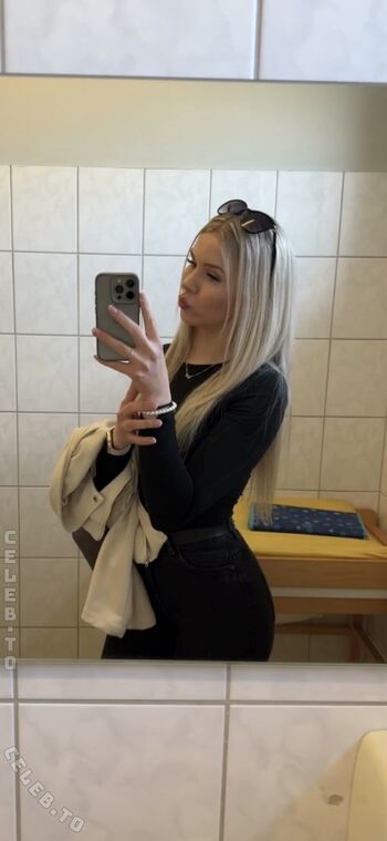 Private Leaked E blondie exclusive onlyfans photos 2026