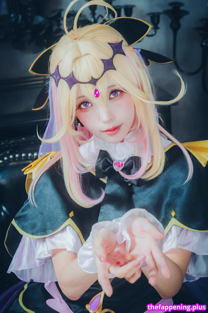 Ely Cosplay / Ely_eee / eeelyeee Photo OnlyFans Nu #355