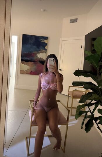 Private Leaked Ellapetitee exclusive onlyfans photos 2026