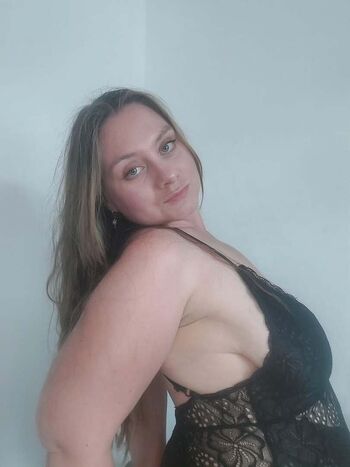 Private Leaked Emeline parent exclusive onlyfans photos 2026