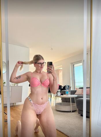 Private Leaked Emiiliaaaoklahomaa exclusive onlyfans photos 2026
