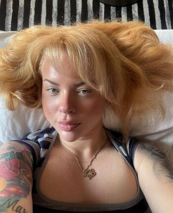 Private Leaked Emilie brooklyn exclusive onlyfans photos 2026