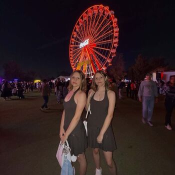 Emilie Y Estephany