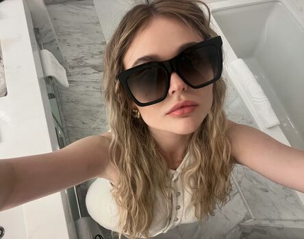Private Leaked Emily alyn lind exclusive onlyfans photos 2026