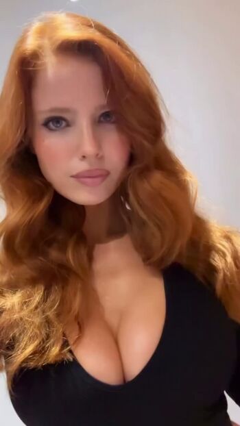 Private Leaked Emily deyt aysage exclusive onlyfans photos 2026