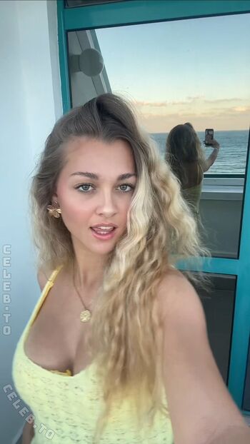 Private Leaked Emily maurer exclusive onlyfans photos 2026