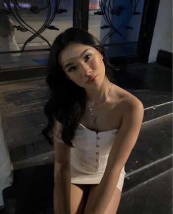 Private Leaked Emilyannlau exclusive onlyfans photos 2026