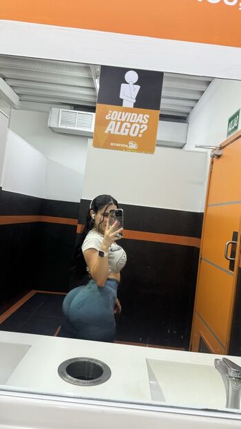 Private Leaked Emme cavazos exclusive onlyfans photos 2026