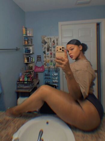 Private Leaked Erii joy exclusive onlyfans photos 2026