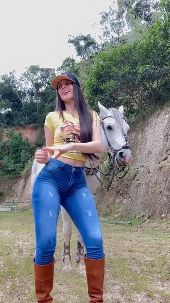 Private Leaked Geandra bazzanella exclusive onlyfans photos 2026
