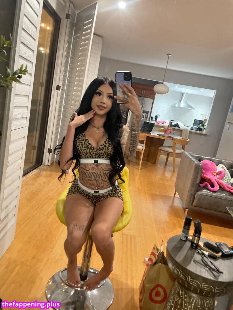 Ggzzmel Cacagirl Ggzmel / ggzmel / ggzzmell / https: Nahá OnlyFans fotografie #19