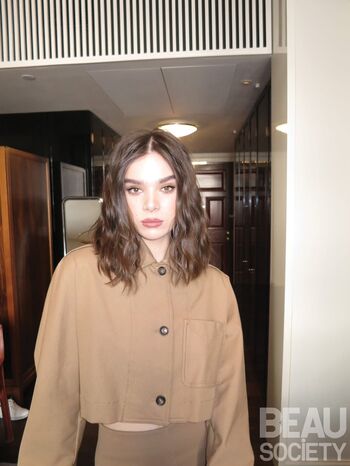 Private Leaked Hailee steinfeld exclusive onlyfans photos 2026